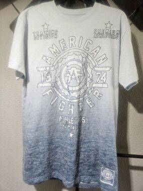 American Fighter Ombre Crewneck Graphic Tee - Light Blue to Navy